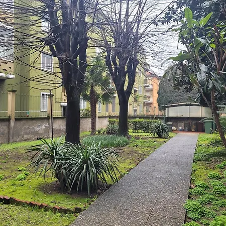 Casa Arancia شقة ميلان